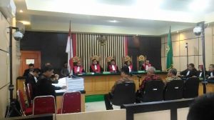Surat Tuntutan Terdakwa Erwan, Saipudin dan Arfan 400 Halaman