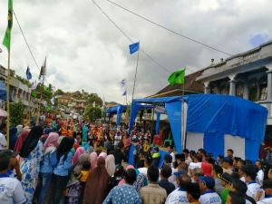 Ribuan Warga dari  5 Desa Gunung Kerinci  Hadiri Pengukuhan Tim Adi - Ami