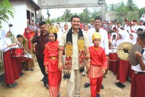 Ini Ekspresi Kegembiraan Masyarakat Atas Bantuan Beasiswa SAH   