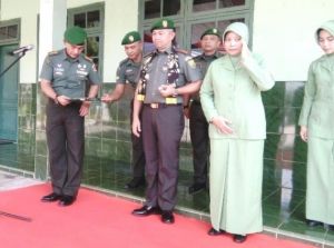 Kol Inf Refrizal Sambut Kedatangan Danrem 042 Gapu di Makorem Jambi