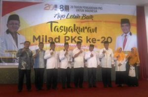 Rahmat Derita dan Esrita Usman Ermulan Masuk Daftar Caleg DPR RI PKS