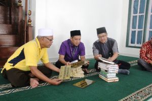 Jelang Ramadan, Insan Madani Jambi Sambangi Masjid