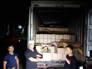 GALERI FOTO: Surat Suara Pilwako Jambi Tiba di KPU Malam Ini