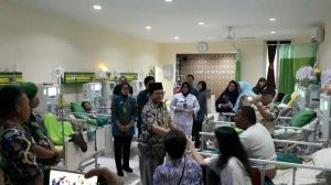 Diam-Diam...Fachrori Sambangi Pasien yang Terbaring Sakit di DKT