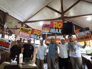 Kopipede Provinsi Jambi Gelar Aksi Simpatik Bagi-Bagi Takjil dan Sosialisasi Pemilih Cerdas