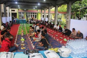    Gelar  Buka Bersama,  KKI WARSI: Jadikan Ramadan Momentum Perbaikan Prilaku Ramah Lingkungan