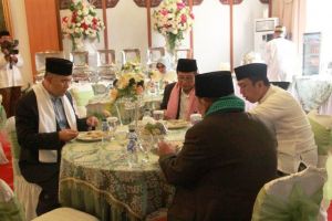 Begini Keakraban Sy Fasha dan Fachrori Umar Saat Open House di Rumdis Gubernur Jambi