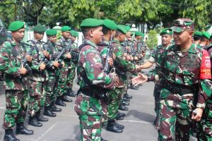 Dandim Pati Ambil Apel Pelepasan Anggota BKO Satgas  PAM Pilkada