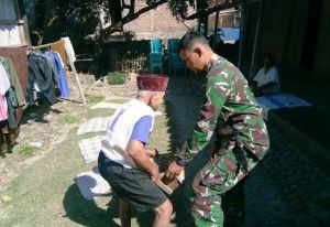 Mbah Karjo Yang Semangat