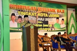 Buka Bimbingan Manasik Haji, Fasha Berbagi Pengalaman Kepada Calon Haji Kota Jambi