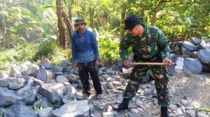 Bogem Si Pemecah Batu Dari Bonomerto
