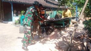 Bantuan Kayu Dari Warga Untuk RTLH
