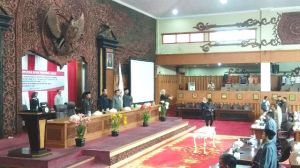 Pansus IV DPRD : PAD Jambi Tahun 2017 meningkat