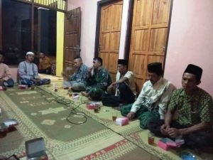 Komunikasi Sosial Pada Pertemuan RT