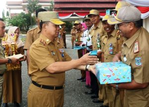 Satpol PP dan PDAM Jadi Terbaik, Hadiah Pemenang Aneka Lomba HUT RI ke-73 Dibagikan