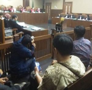 Soal Dakwaan KPK,  Pengacara Zola: Nanti Diverifikasi di Persidangan