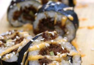 Padukan Rendang dengan Sushi dan Spageti