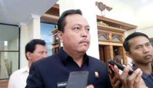 Tanggapi Soal 53 Nama DPRD masuk dalam Dakwaan Zumi Zola, Cornelis Buston: Sabar Saja ya