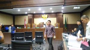 Iim Sebut Fee dari Pengusaha Dicatat di Buku   