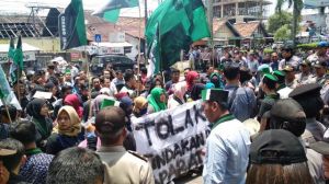 Aksi Sosilidaritas di Polda Jambi, Ini Tuntutan HMI Cabang Jambi