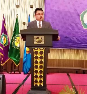 Motivasi Wisudawan, Sum Indra: Bekerja Tidak Harus Jadi PNS