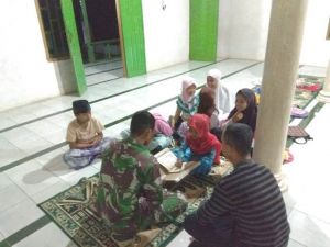 Satgas TMMD Jadi Ustadz Dadakan
