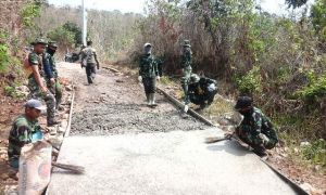 Sapu Lidi Yang Berarti Bagi Warga Dan Satgas Kami