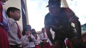 Dikunjungi Dandim Tanjab, Siswa SD ini Sampaikan Keinginannya untuk Jadi Tentara