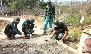 Pengecoran Jalan Terus Dilakukan Satgas TMMD