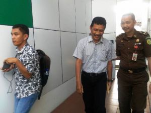 Nur Ikhwan dan Syahrial Tersangka Kasus Bintek DPRD Kota Ditahan
