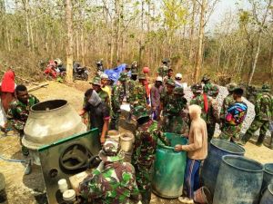 Satgas Dan Warga Datang, Bagai Lebah Yang Akan Menyerang