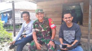 Begini Cerita Lucu Dandim 0419/Tanjab saat Bersama Wartawan saat TMMD