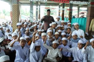 SAH Inisiasi Aturan Yang Mewajibkan Sholat Subuh Berjamaah Bagi Anak - Anak Sekolah