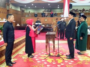 Sufardi Nurzain Resmi Dilantik Jadi Wakil Ketua DPRD Provinsi Jambi