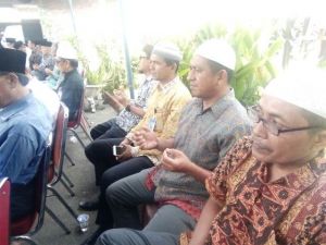 Para Dosen STISIP dan STEMIK NH Sambangi Rumah Duka ZN