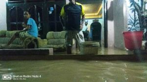 Warga Khawatir Banjir Makin Tinggi, Depan Lapas Jambi Air Capai  Satu Meter
