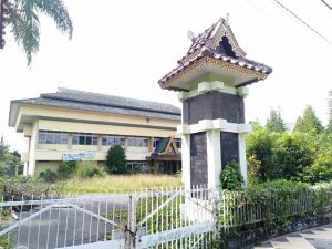 CB Benarkan Eks Kantor TPHP Provinsi Jambi yang Terbengkalai itu Milik DPRD, Ini Penjelasannya