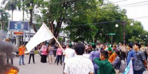 HMI Cabang Kutuk Keras Perlakuan Pemerintah China Atas Muslim Uighur