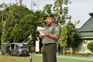 Kasrem 042/Gapu Pimpin Upacara Peringati Hari Ibu Ke-90
