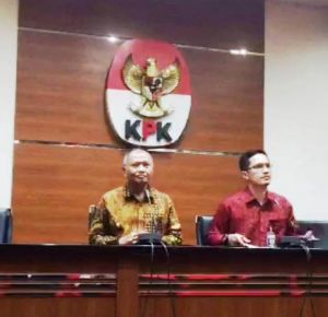 Sudah 18 Orang Dalam Kasus Suap APBD Jambi, Begini Perjalanan Kasus Uang Ketok Palu Ini