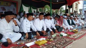 Pemkab Tanjung Jabung Barat Hadiri Haul Akbar di Tembilahan- Indragili Hilir   