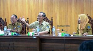 Pimpin Rapat Evaluasi Tahunan Pegawai Non PNS, Sekda Tekankan Tingkatkan Kedisplinan   