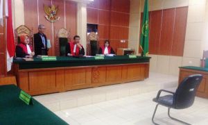 Sidang Perdana Gugatan Tarif PDAM, Direktur PDAM Selaku Tergugat Tidak Hadir      