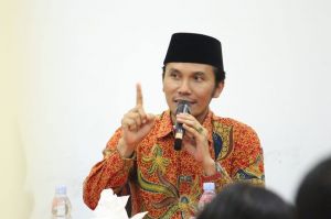 Setelah Tonton Debat Perdana,  Edi Purwanto Yakin Rakyat Lebih Mencintai Jokowi