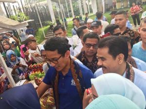 Ini Momen Kebersamaan Sandi dan SAH saat Kampanye di Jambi