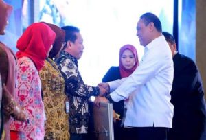 Syahirsyah,Sy Terima Penghargaan dari Kemenpan RB p- SAKIP Batanghari Peroleh Nilai Tertinggi