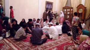 Melayat ke Kediaman Fattah, HBA Sampaikan Belasungkawa