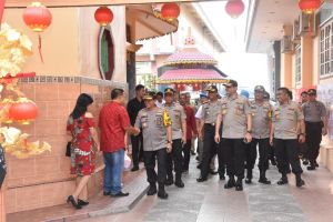 Kapolda Jambi Pantau Perayaan Imlek di Kota Jambi