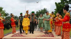 Begini Sambutan saat Danrem Tiba di Kodim 0415/BTH