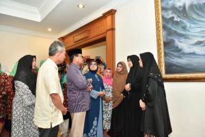 Pemprov Jambi Sampaikan Duka Meninggalnya Ibunda ZN, Besok Jenazah akan Diterbangkan ke Jambi